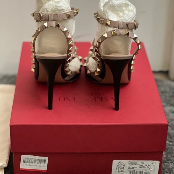 💯Authentic Valentino Garavani Rockstud Ankle Strap - Picture 7 of 11